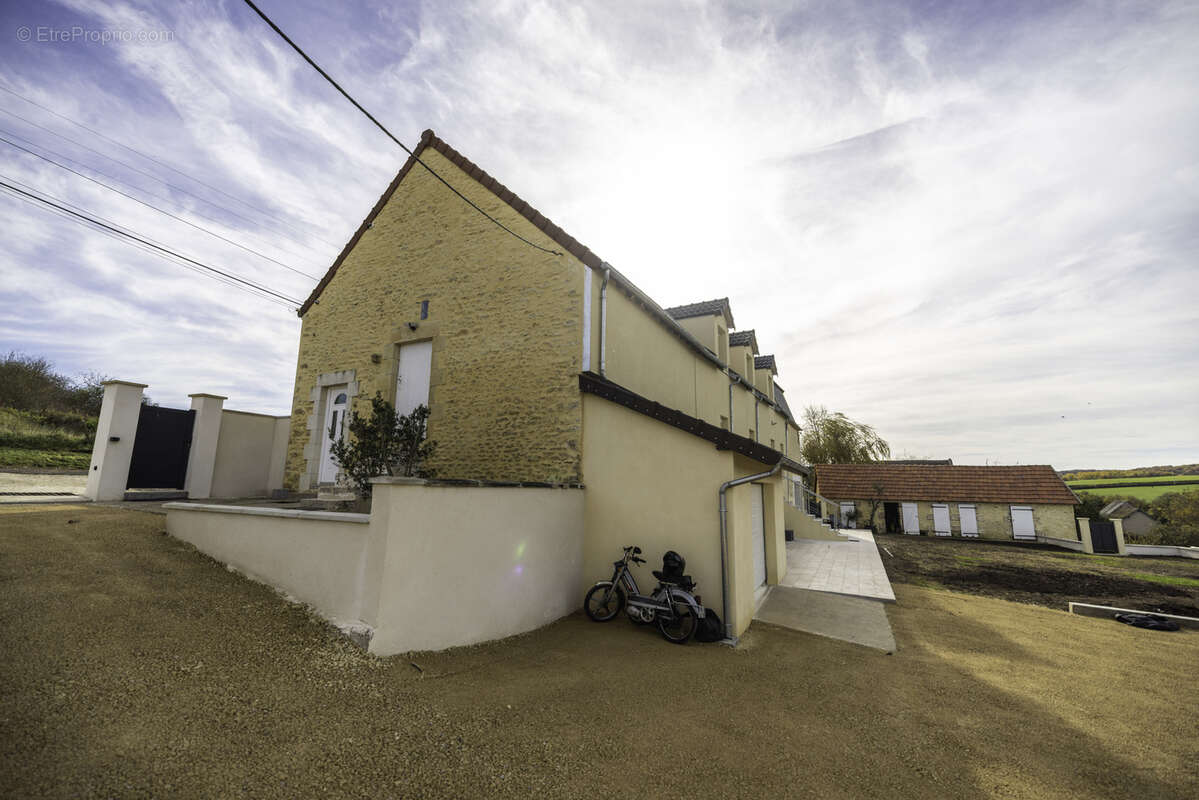Maison à SERMOISE-SUR-LOIRE