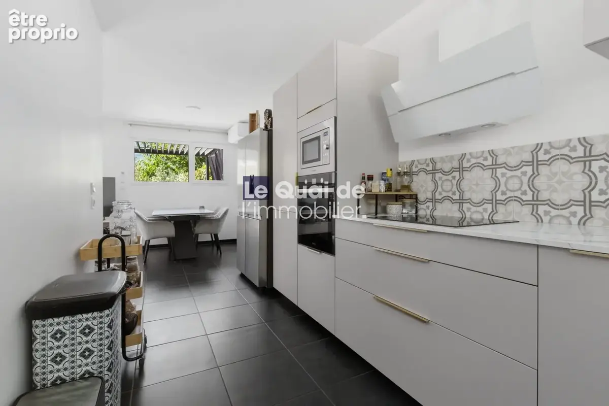 Maison 88 m² à Saint-Georges-De-Commiers  - photo 5