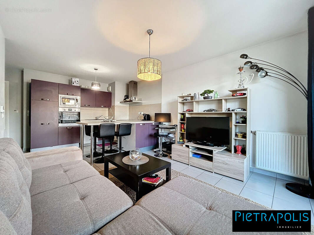 Appartement à SAINT-FONS