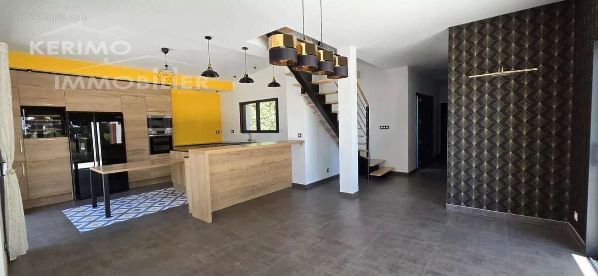 BINIC – Propriété contemporaine avec deux appartements indépendants - photo 2