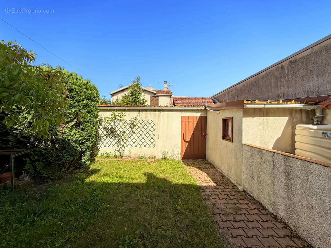 Maison à DAMMARIE-LES-LYS