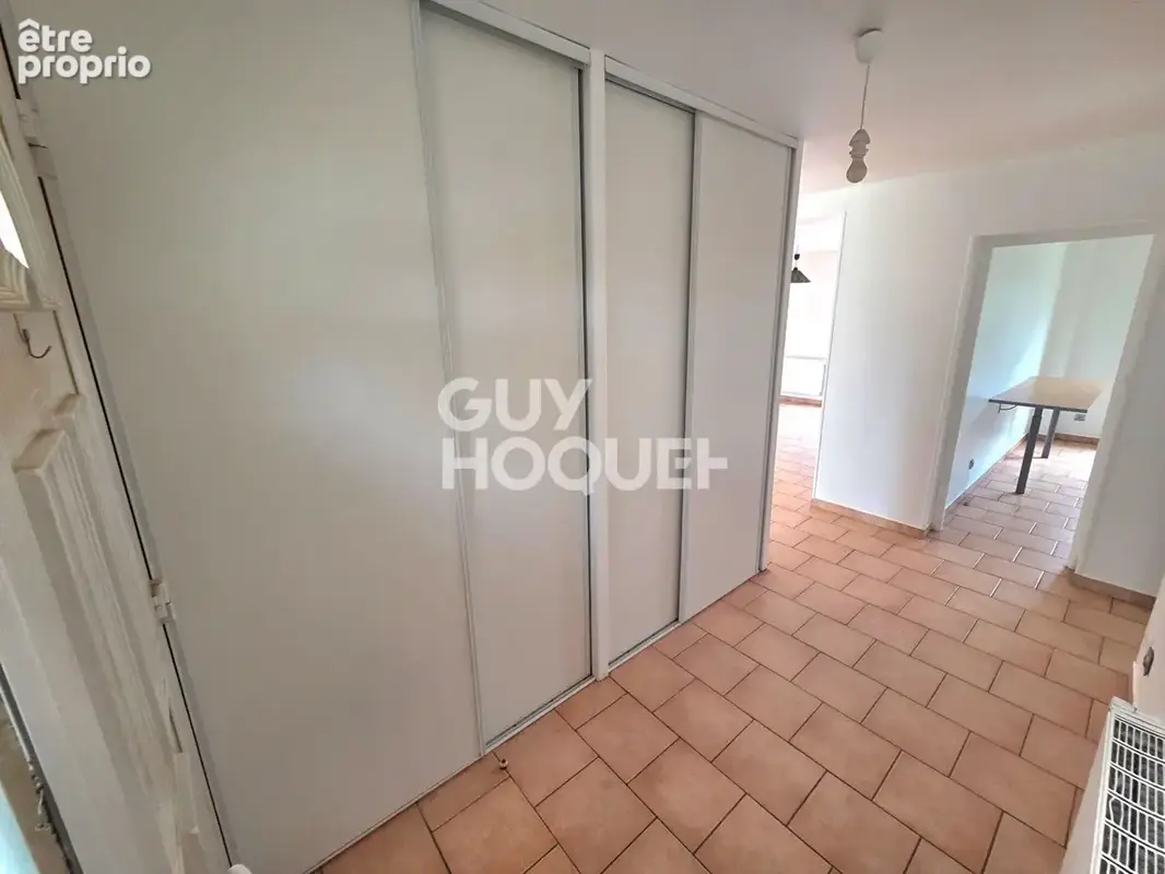Maison à vendre à Caudebec-lès-Elbeuf - 4 chambres - photo 7