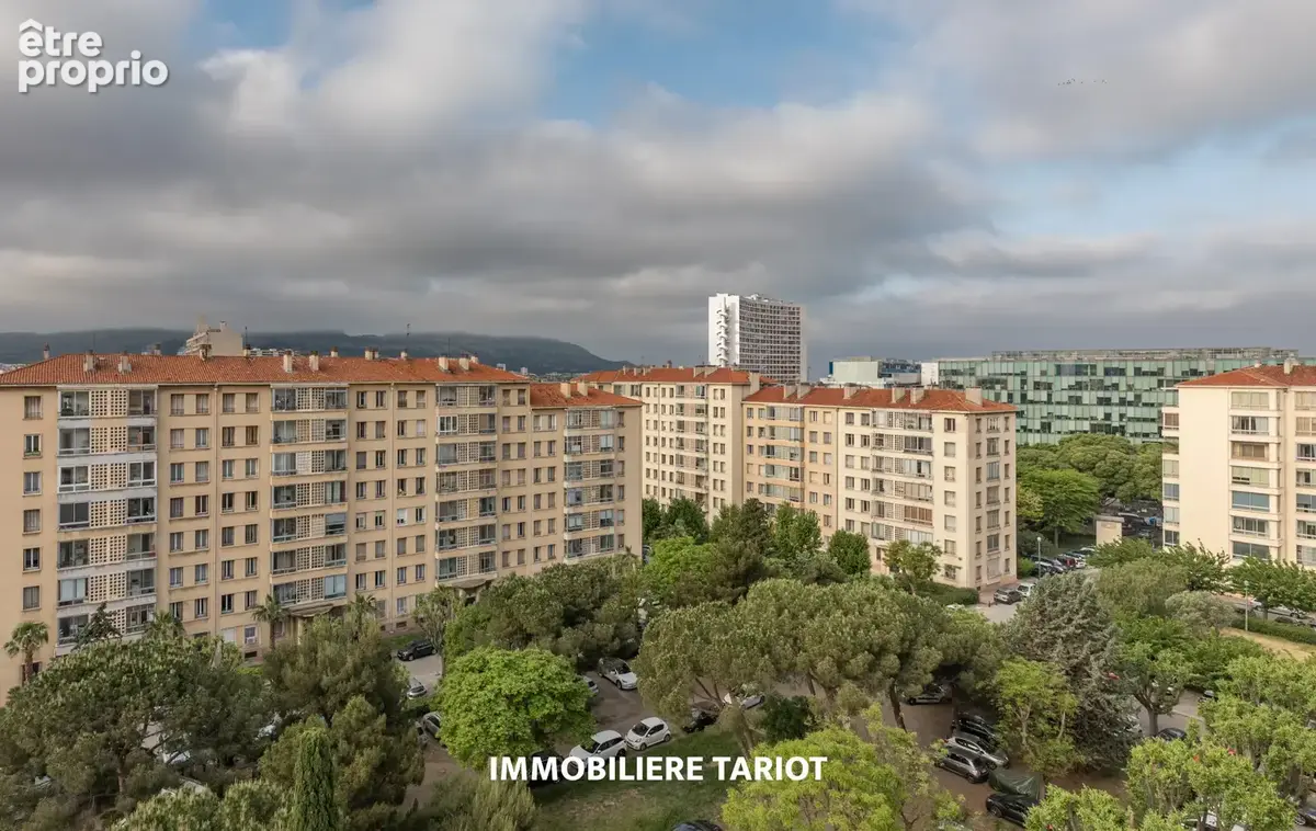 Appartement à MARSEILLE-9E