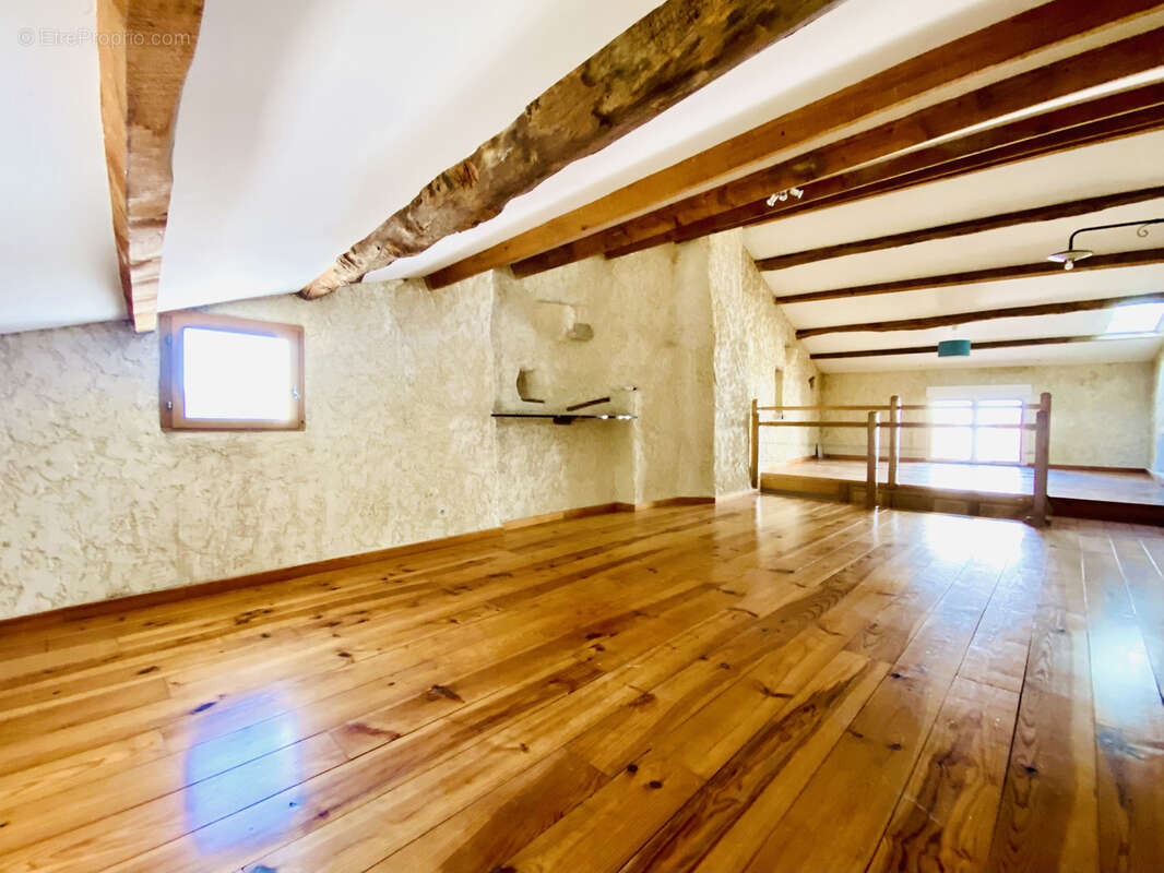 Maison à MOLLANS-SUR-OUVEZE