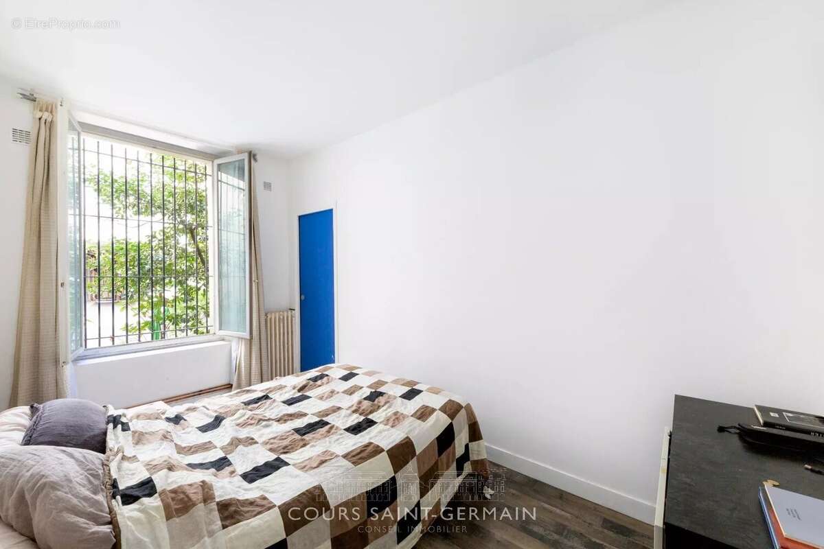 Appartement à PARIS-10E