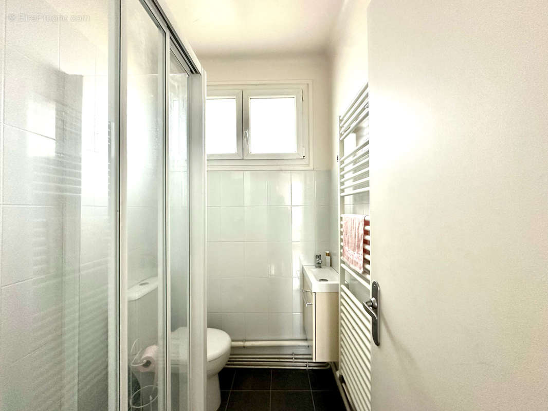 Maison à CHANTELOUP-LES-VIGNES