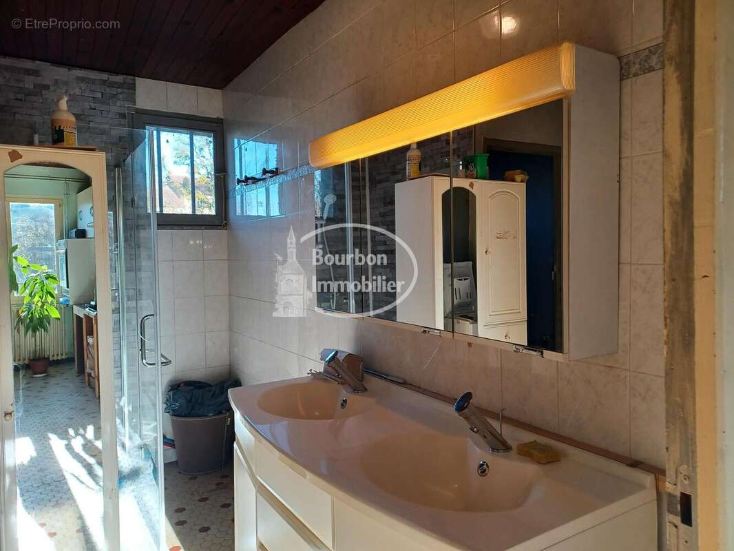 n°1 - Maison à CHALMOUX