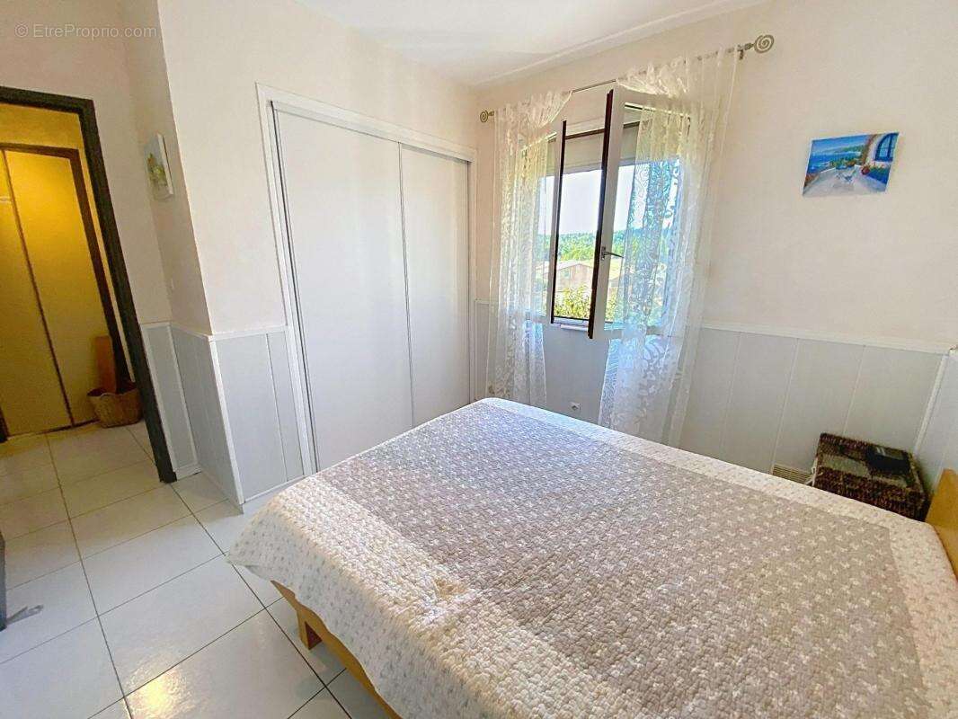 Appartement à FLEURY