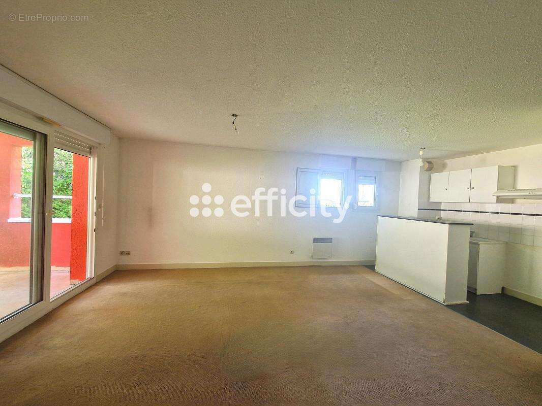 Appartement à SAINTES