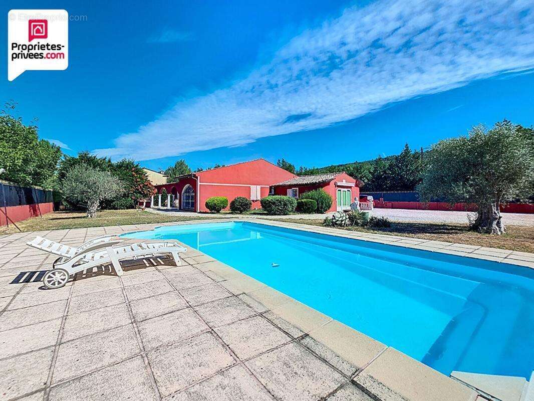 Maison à SAINT-CEZAIRE-SUR-SIAGNE