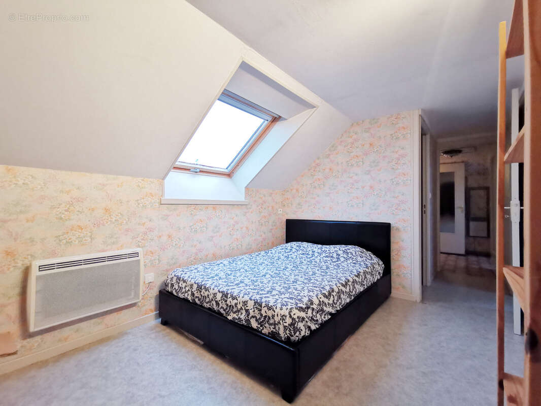 Maison à SAINT-ANDRE-LES-VERGERS