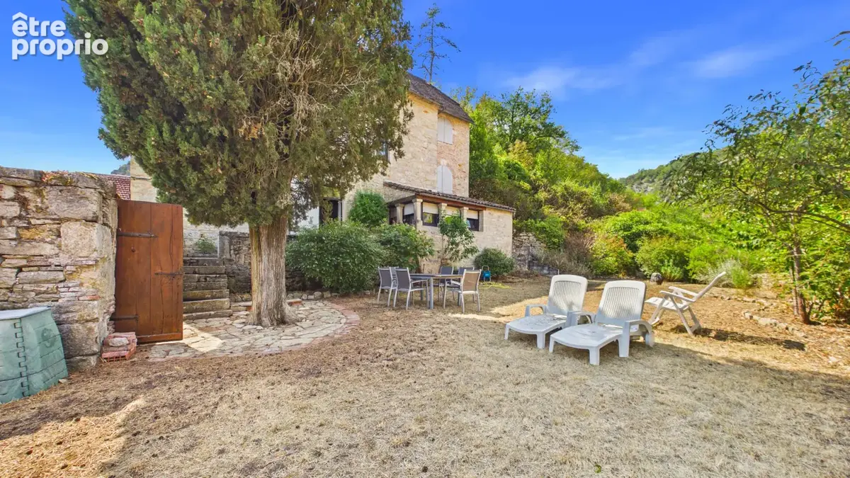 Ancien presbytère du XVIIe siècle avec vue dominante sur la vallée du Lot - photo 23