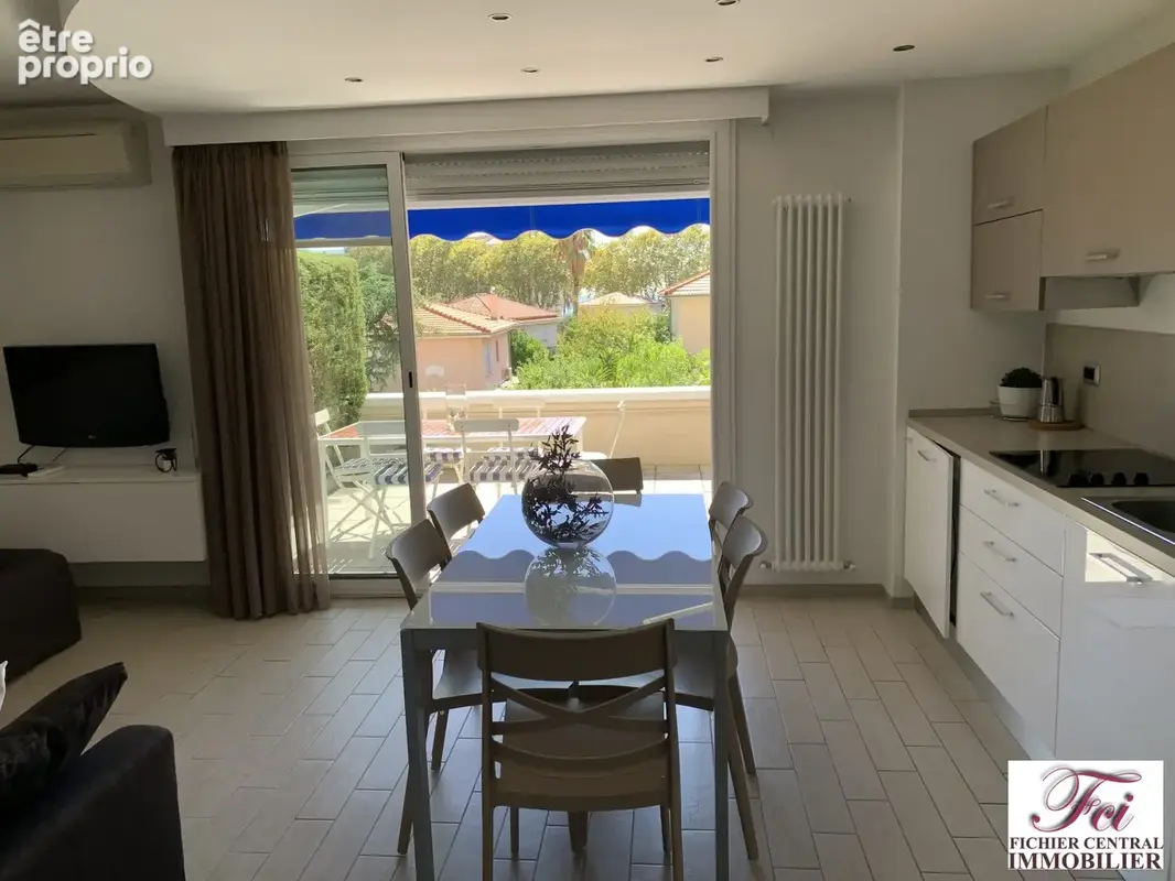 Appartement 35 m² à Menton  - photo 4