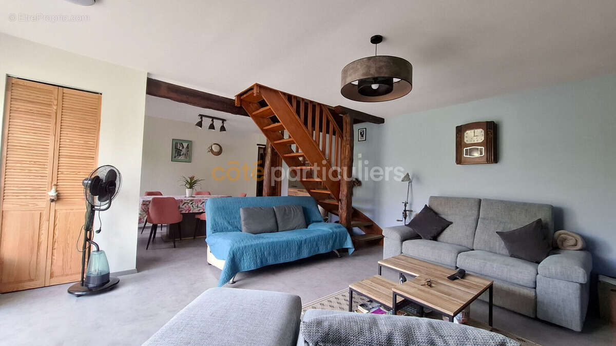 Maison à VILLEDIEU-LES-POELES