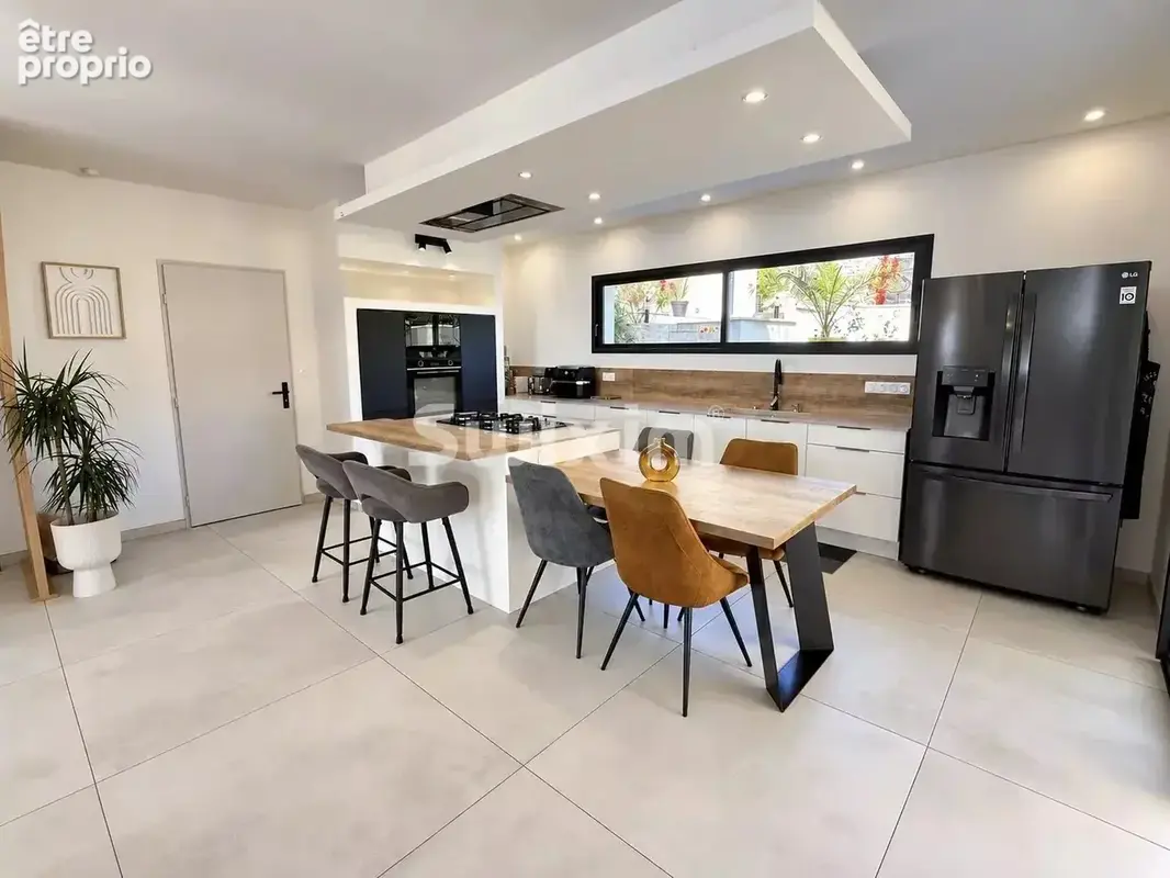 Photo Maison à Bollene au prix de 449 000€