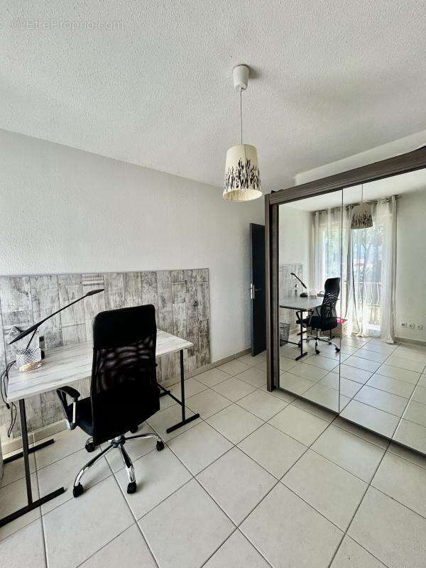 Appartement à MARSEILLE-12E