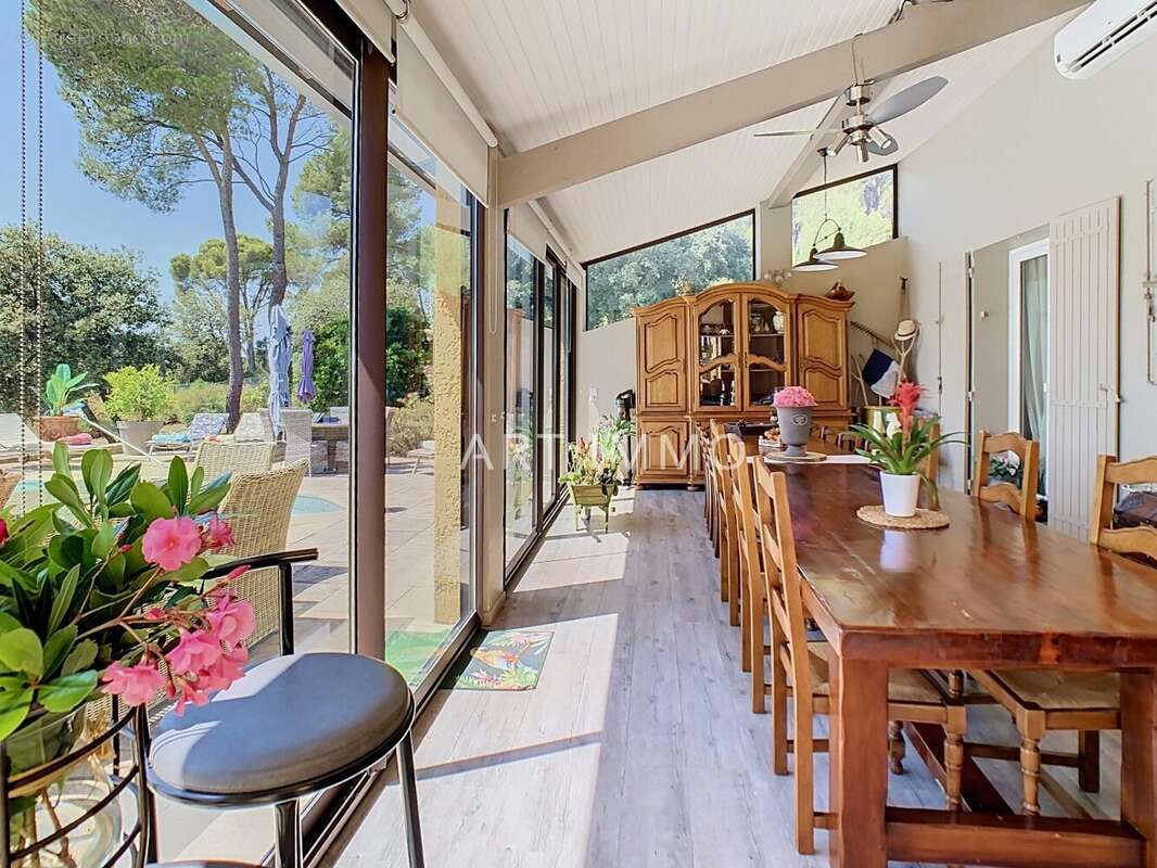 Villa avec vue panoramique exceptionelle - photo 11