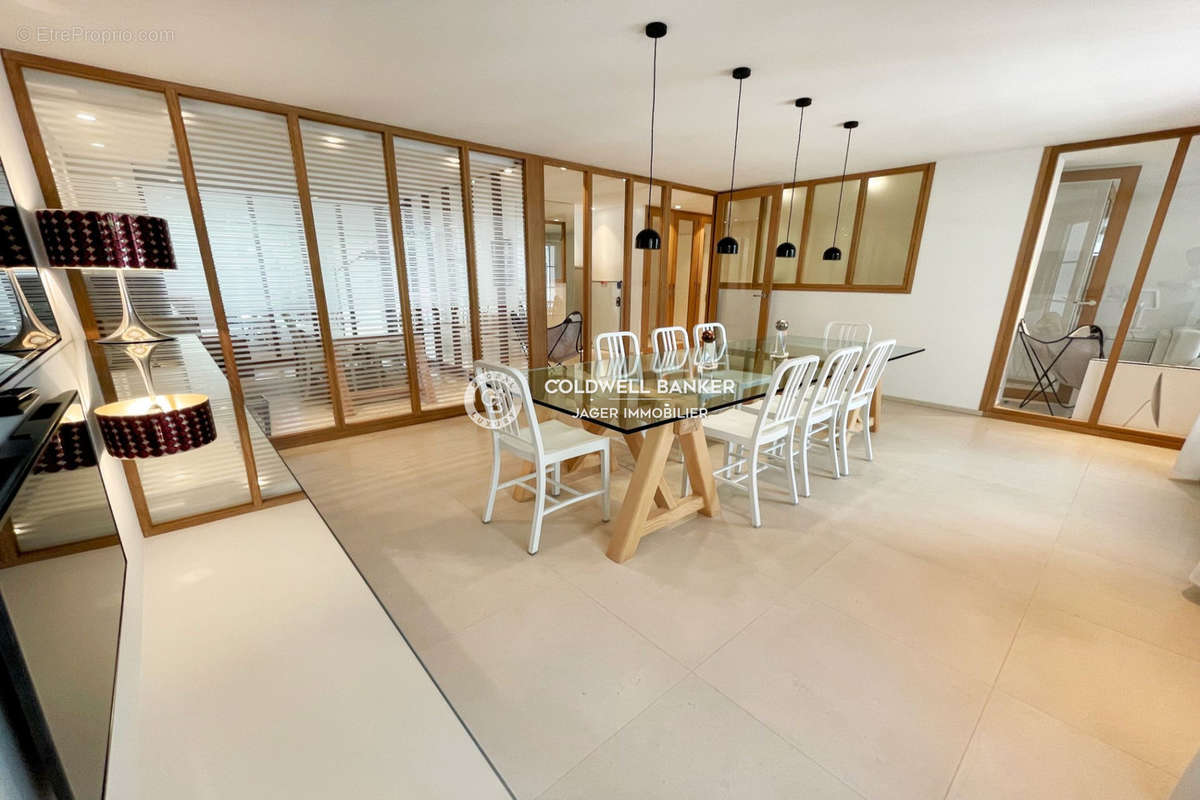 Commerce à SAINT-TROPEZ