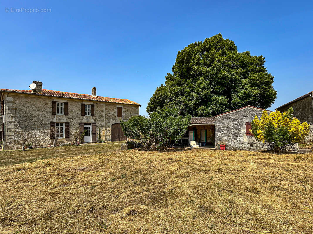 Maison à SAINT-ANDRE-DE-LIDON