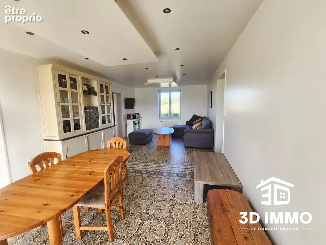 Maison 6 pièces 189 m² à vendre à Felleries (59740) - photo 2