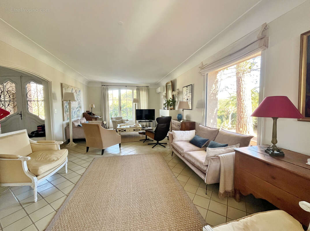 Maison à SAINT-RAPHAEL