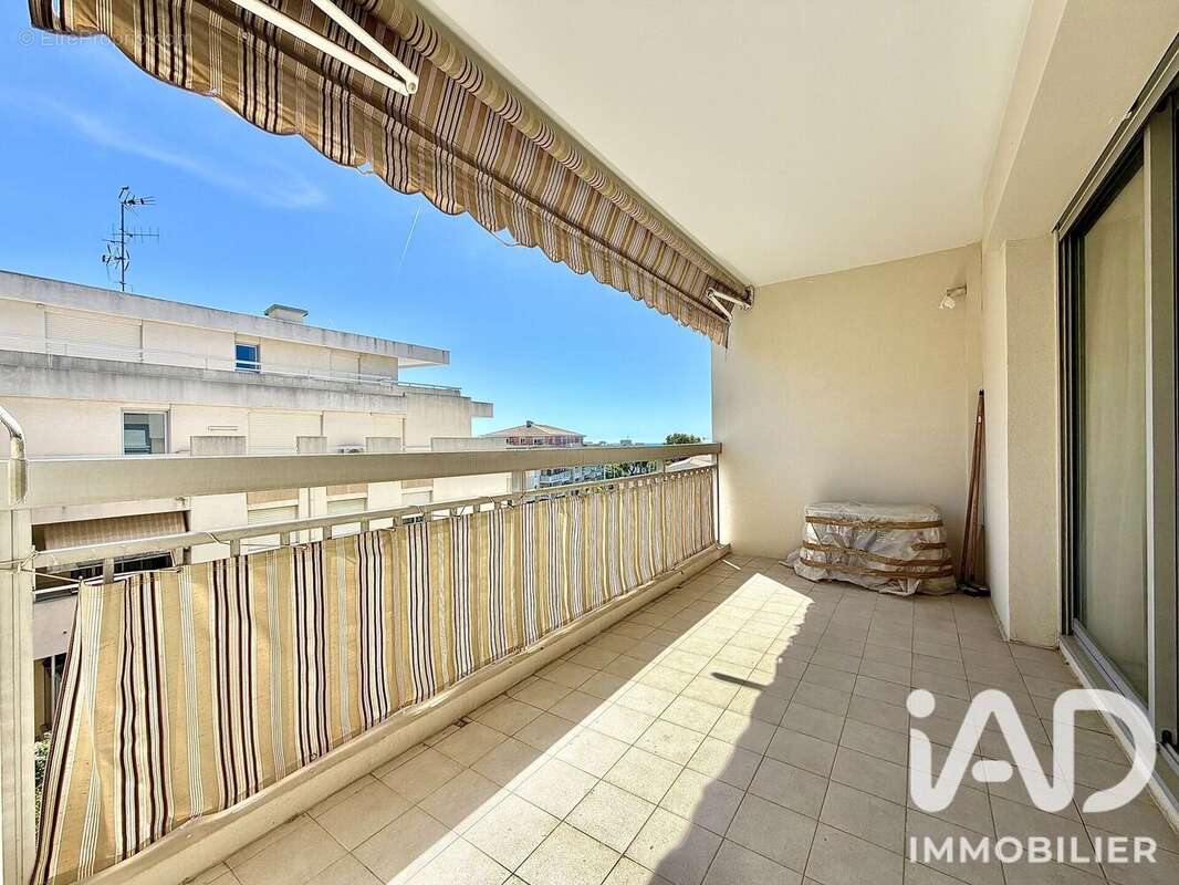 Photo 3 - Appartement à SAINT-LAURENT-DU-VAR