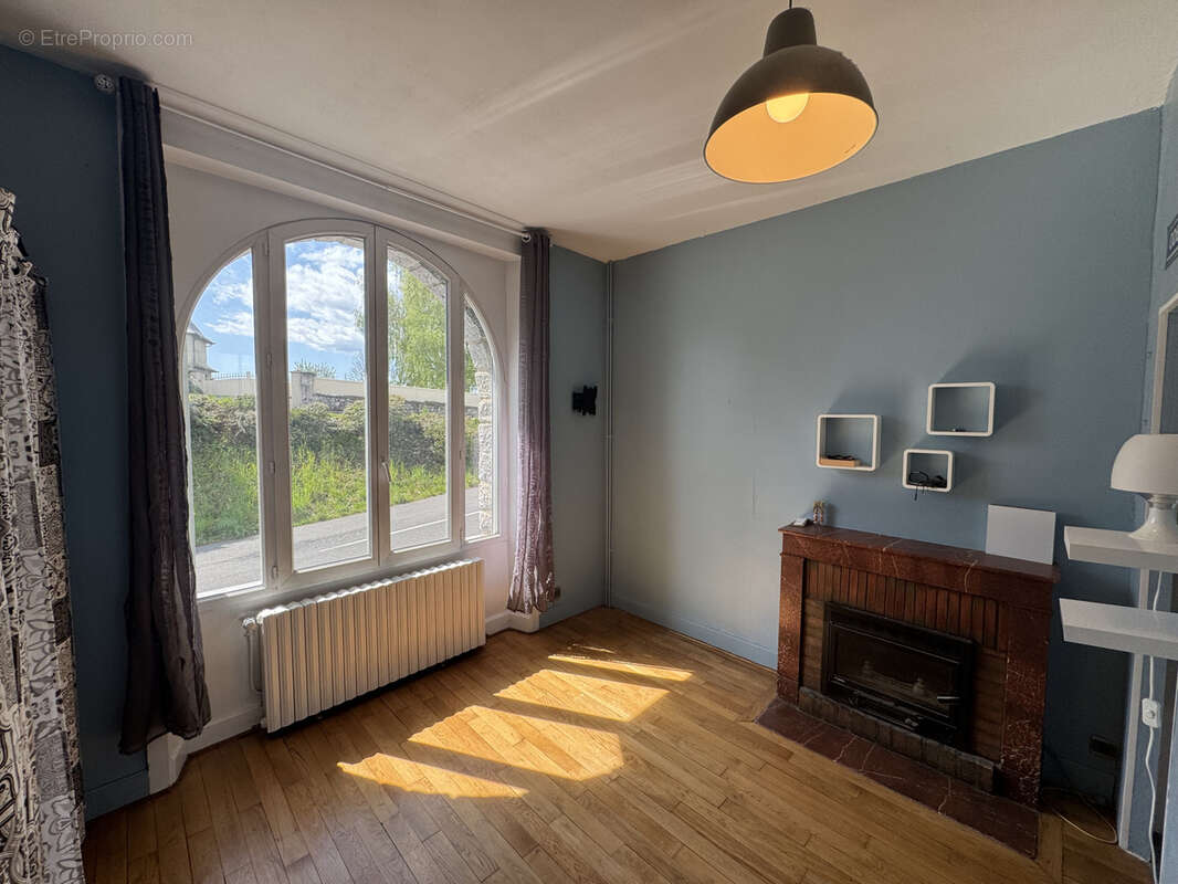 Maison à USSEL
