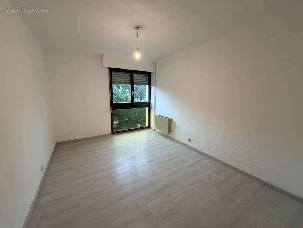 Appartement 3 pièces avec balcon, cave et deux parkings – Aix-en-Provence Sud – Résidence Beaumanoir 2 - photo 8