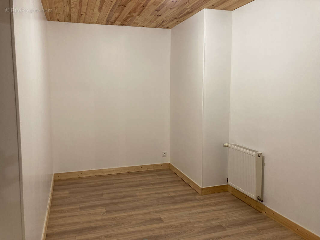 Maison à SAINT-LAURENT-DE-CERIS