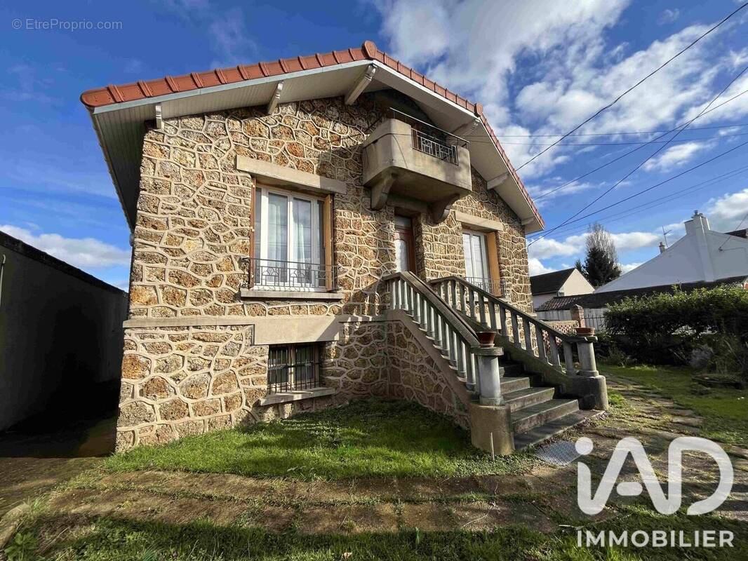 Photo 1 - Maison à PARAY-VIEILLE-POSTE