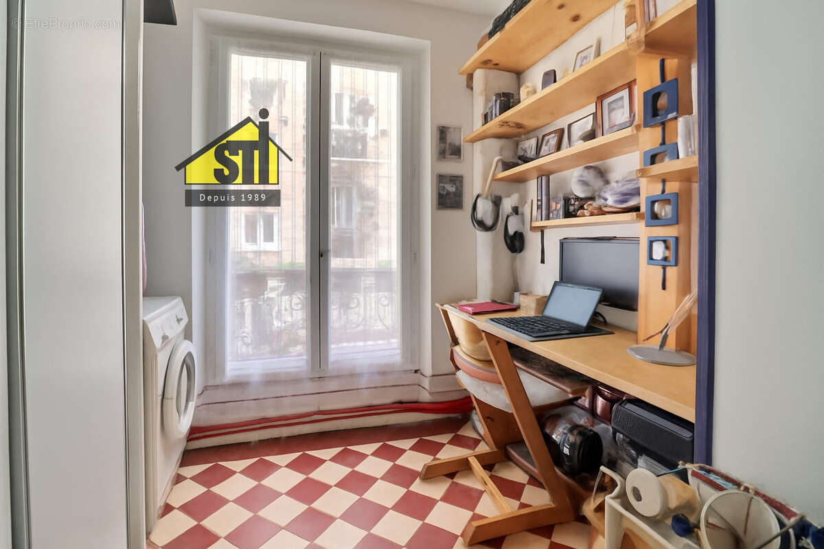 Appartement à PARIS-14E