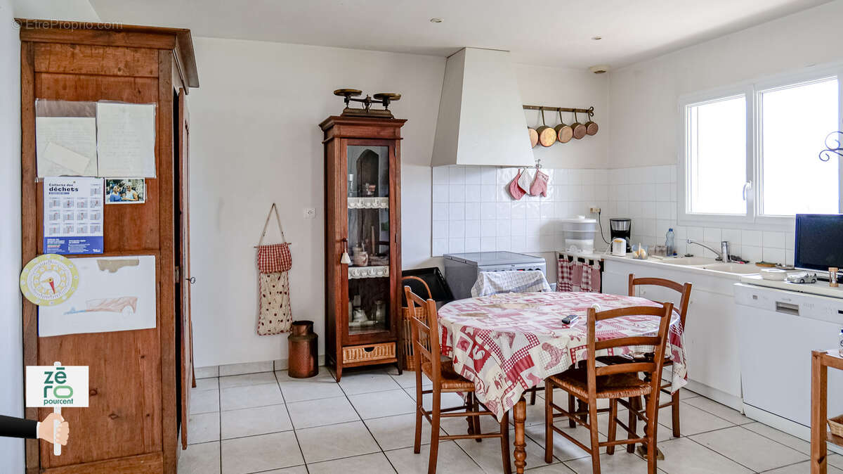 Maison à LE POIRE-SUR-VIE