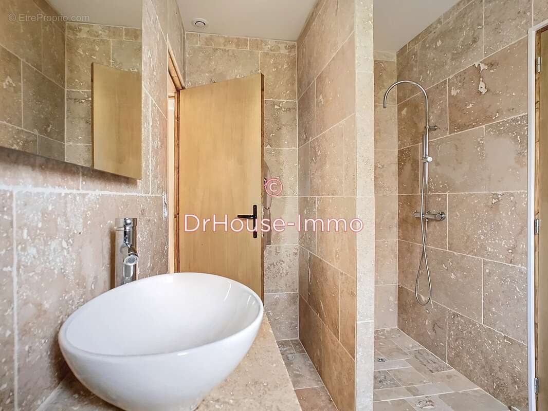 Maison à ANNESSE-ET-BEAULIEU