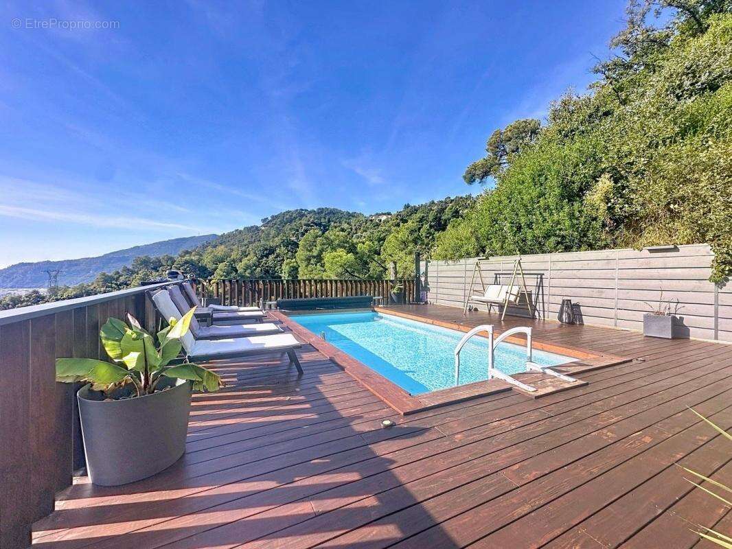 Maison à SAINT-MARTIN-DU-VAR