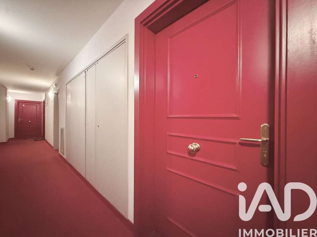 Photo 2 - Appartement à LE PLESSIS-ROBINSON