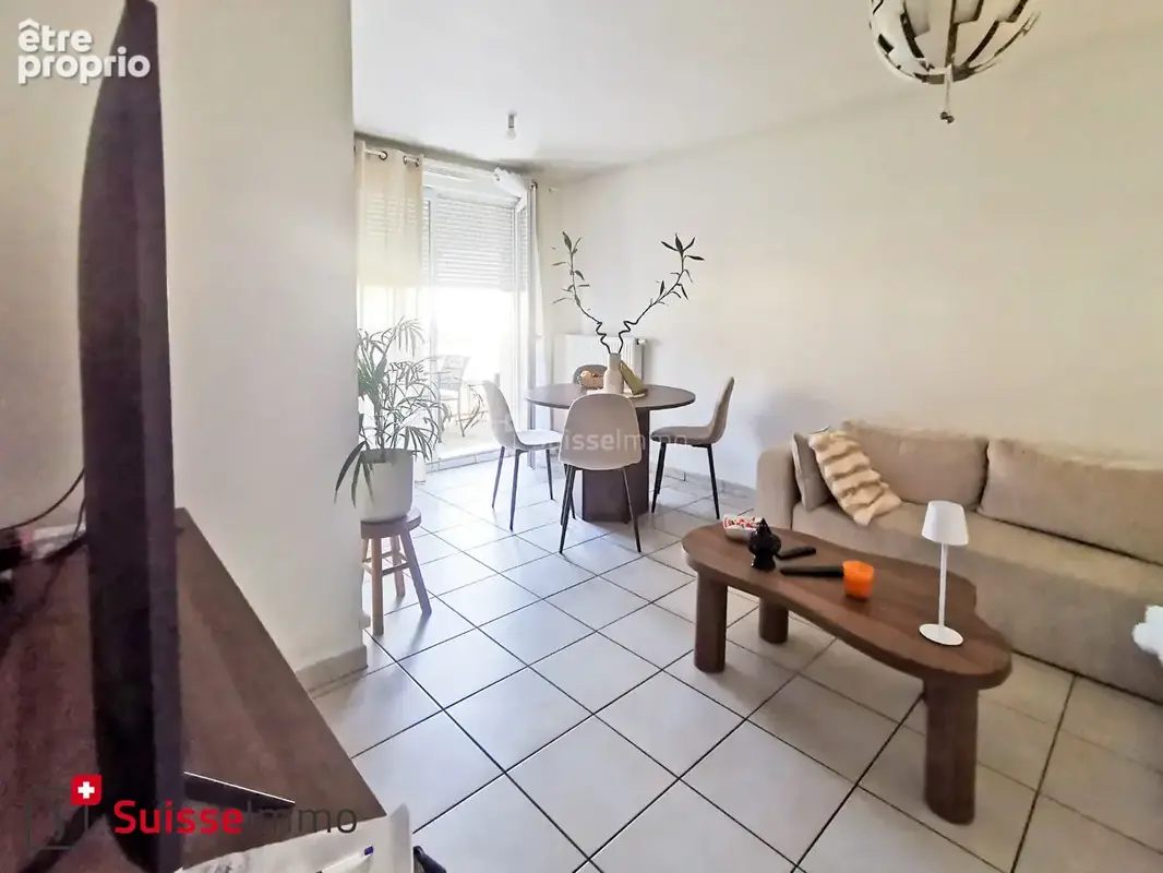 Appartement T3 avec terrasse - photo 9