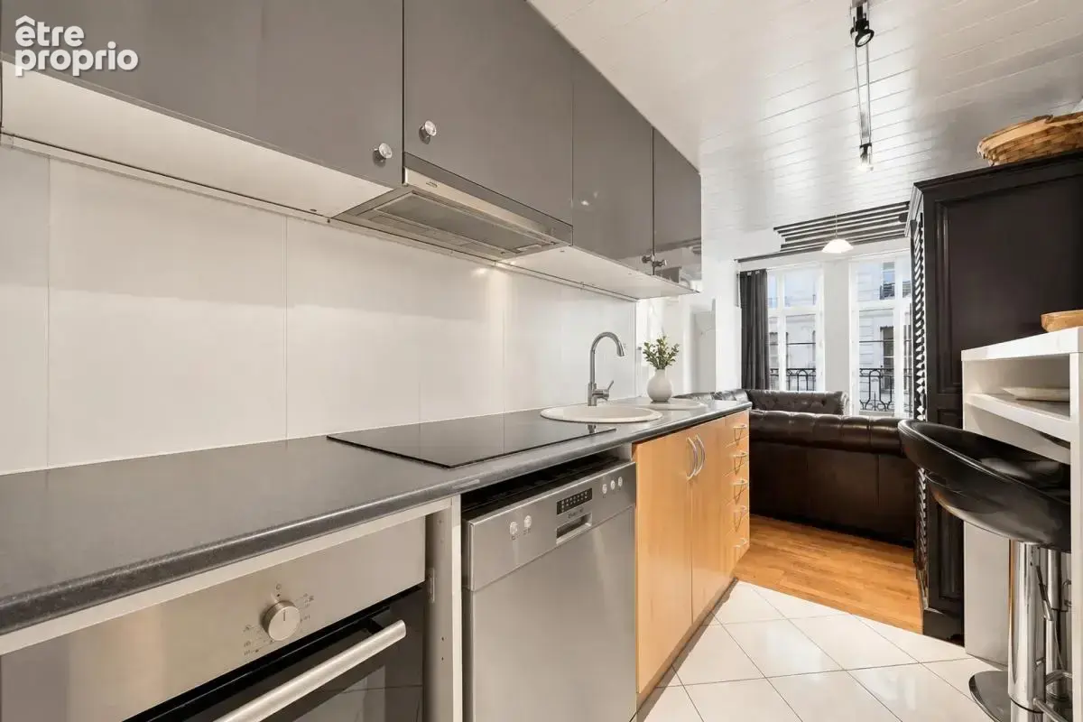 Appartement avec mezzanine au cœur de Paris - photo 6