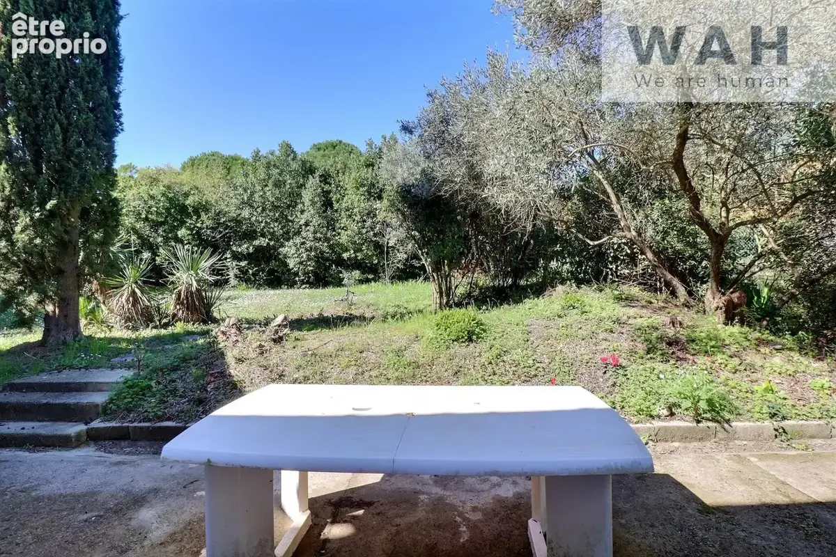 Maison villa 5 pieces sur terrain 1880 m2 - 34160 saint-jean - photo 5