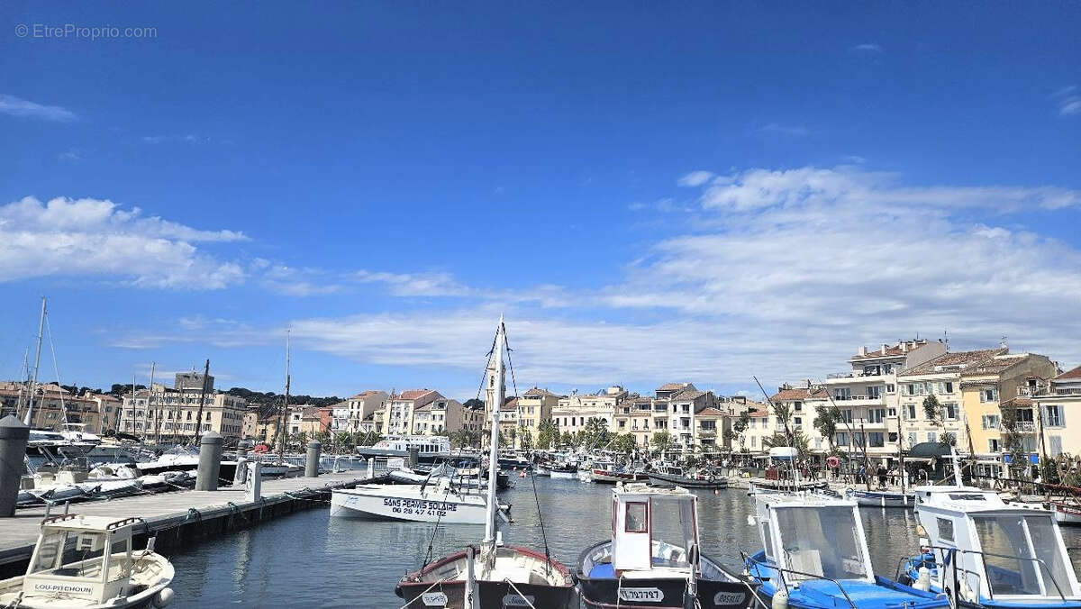 Appartement à SANARY-SUR-MER