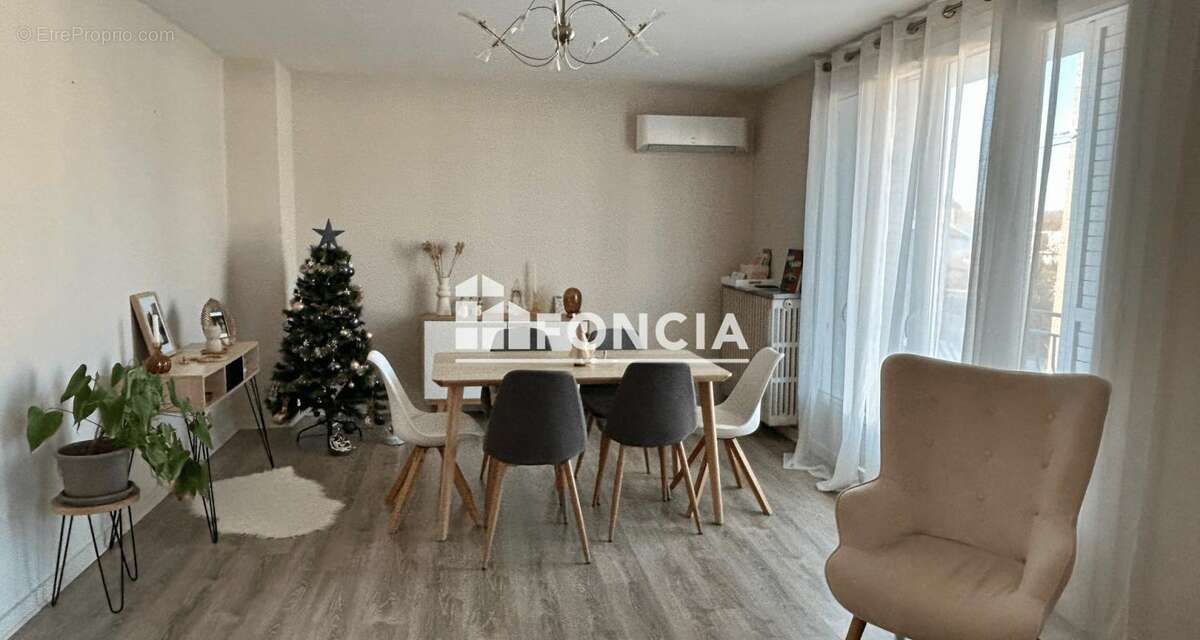 Maison à COULOUNIEIX-CHAMIERS