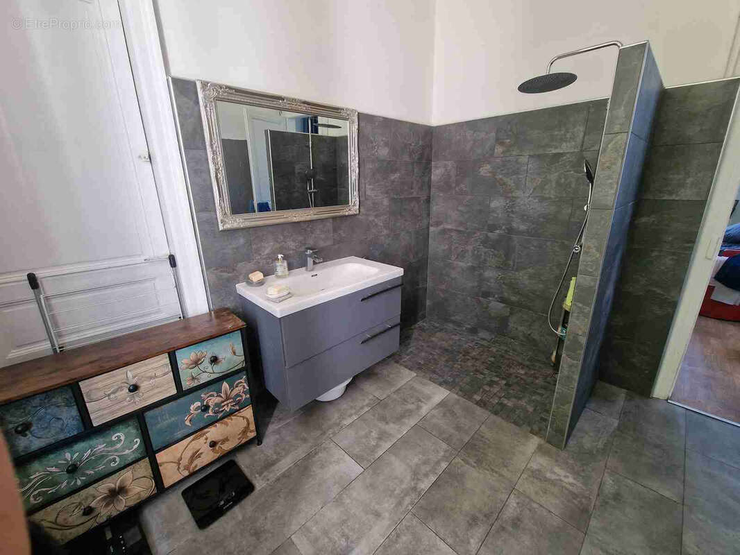 Maison à VILLENAVE-D&#039;ORNON