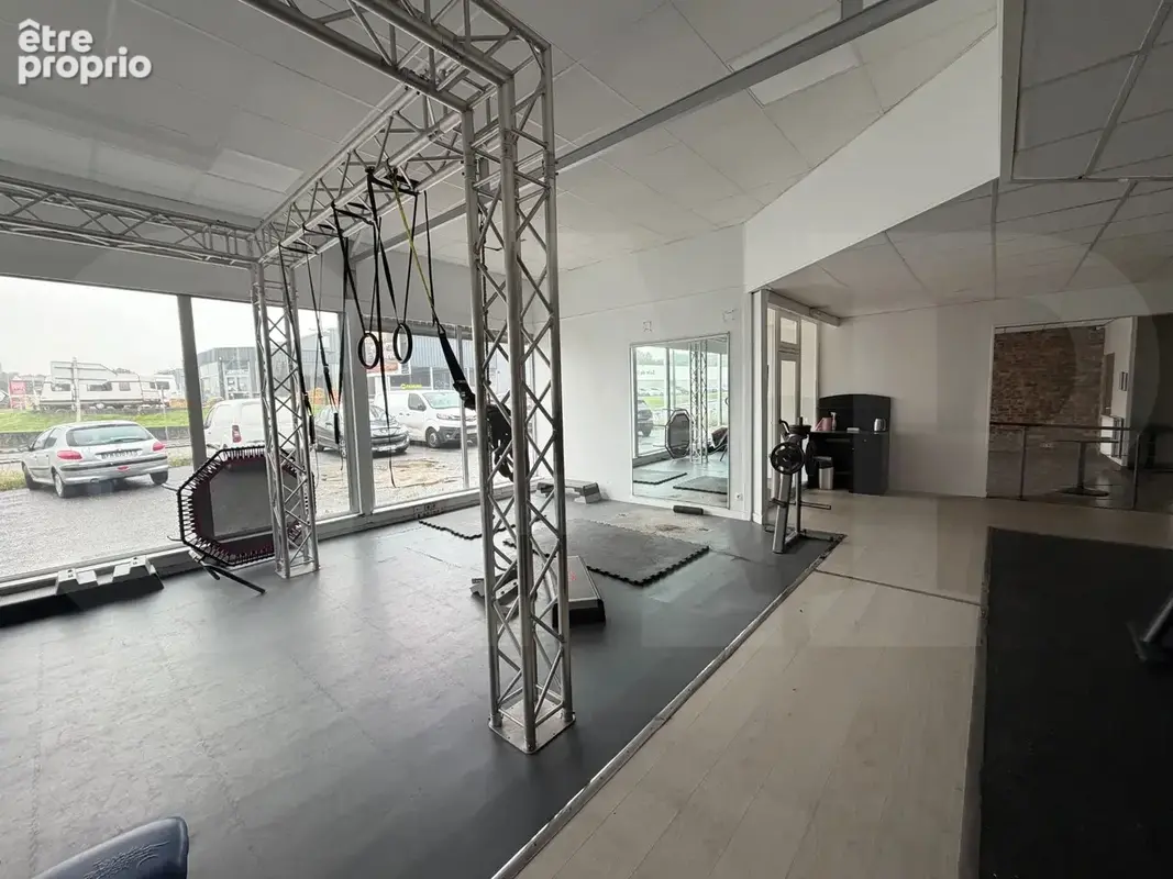 Commerce 1 298 m² à vendre à Gouesnou (29850) - photo 3