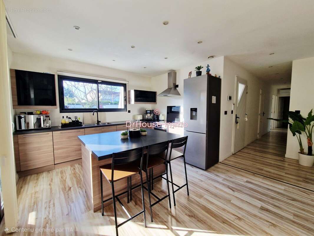 Maison à ROMANS-SUR-ISERE