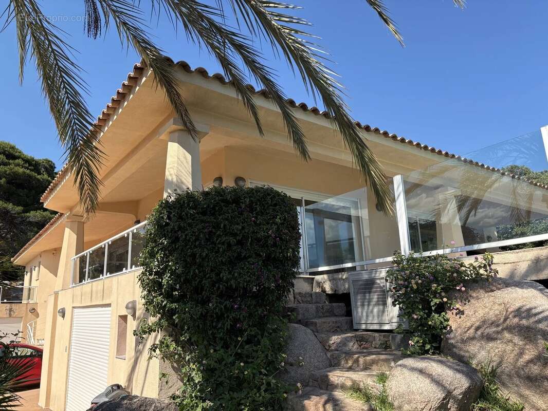 Maison à PORTO-VECCHIO