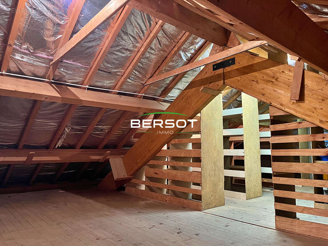 Local commercial 160 m²  Garage  Fort potentiel  Pierrefontaine-les-Varans - photo 14