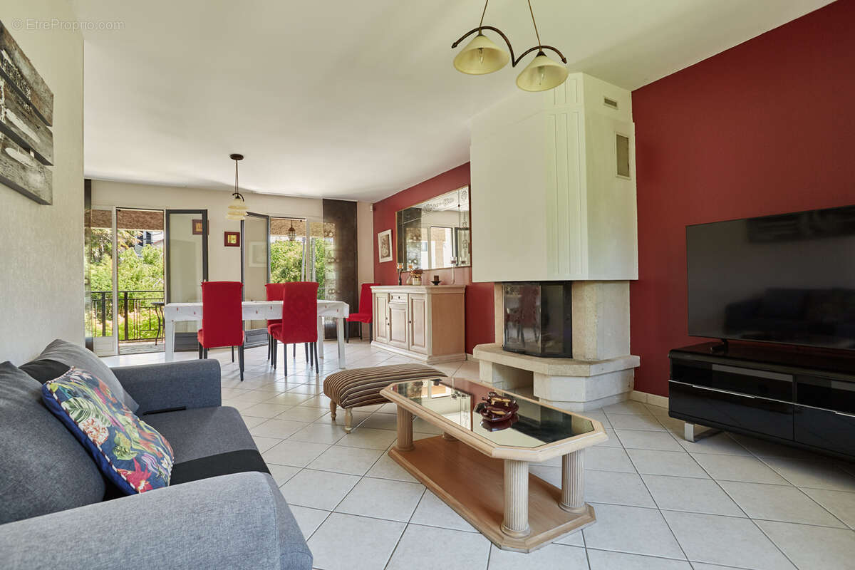 Maison à DEUIL-LA-BARRE