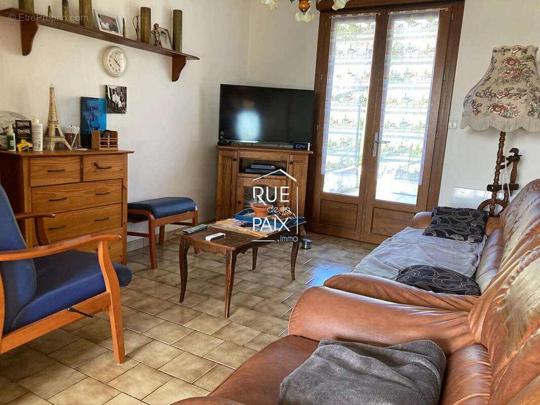 Maison à VAUX-SUR-VIENNE