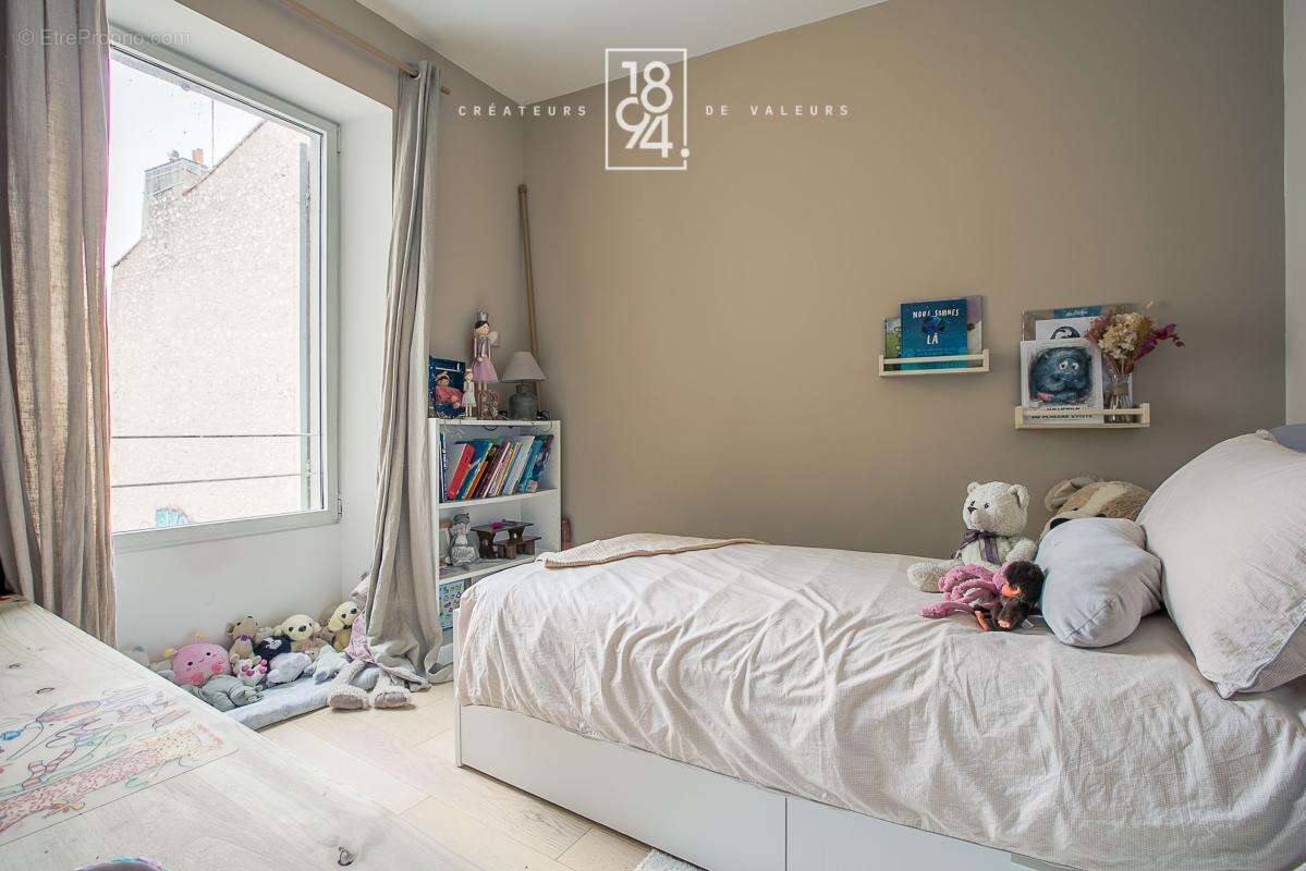 Appartement à MARSEILLE-6E