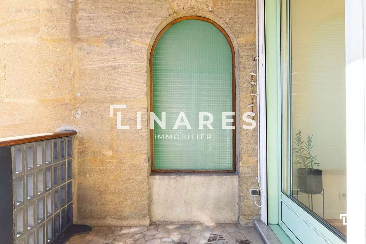 Appartement à MARSEILLE-2E