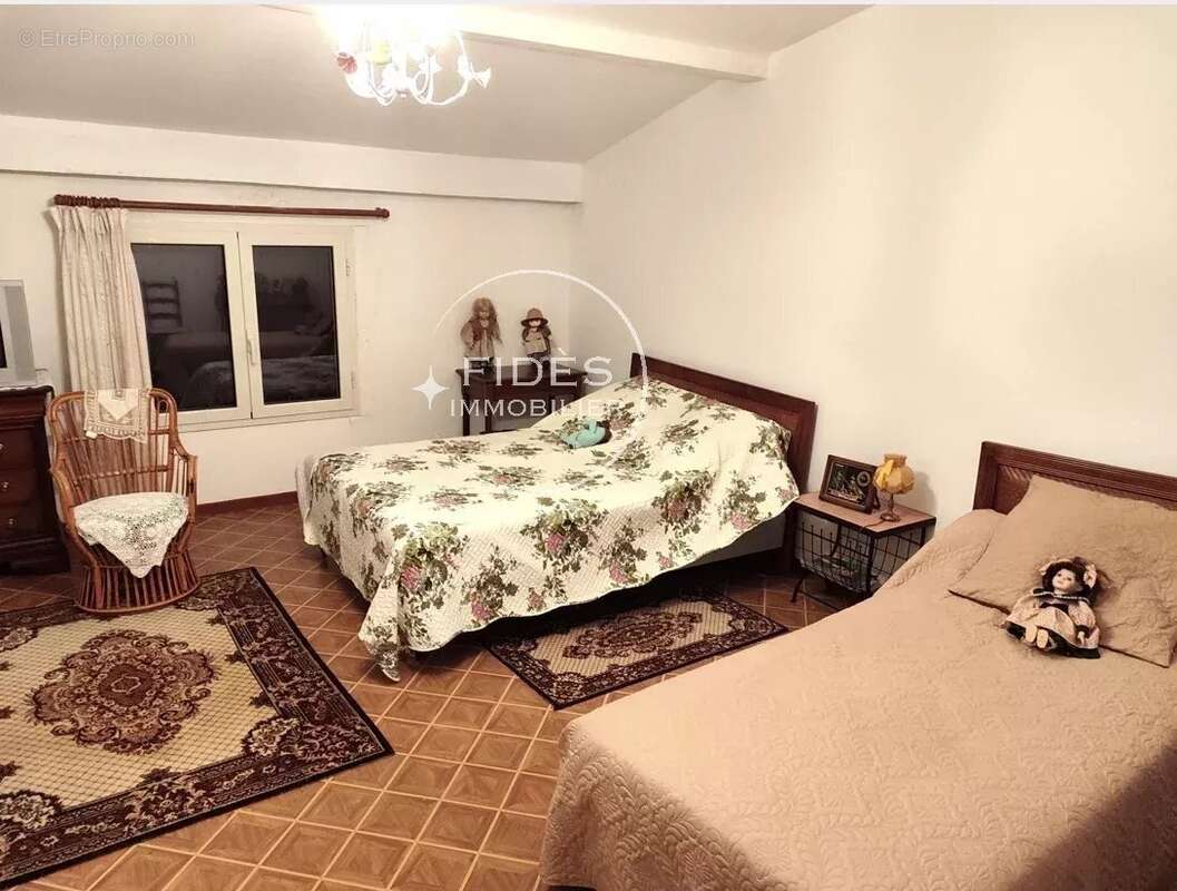 Appartement à LEVIE